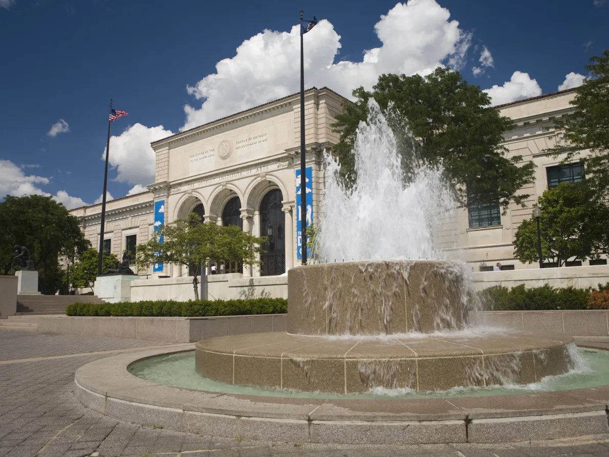  DIA Exterior with Fountain