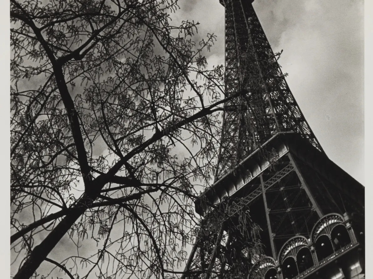 Ilse Bing (American, born Germany, 1899–1998), Paris, 1939, printed 1993, gelatin silver print. Gift of the Estate of Ilse Bing Wolf, 2001.101 